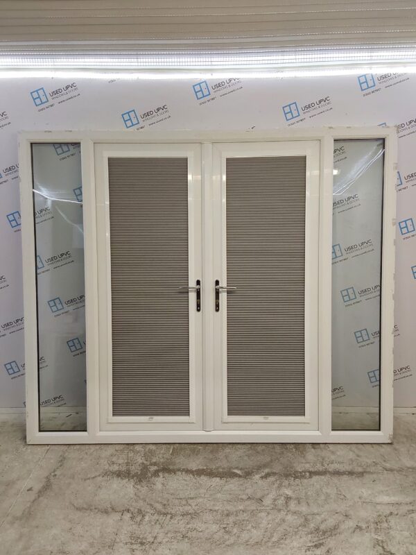 Used White Upvc French Doors And Side Panels 2430mm x 2060mm EA20 - Image 3