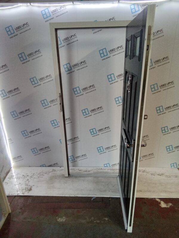 Used Black Composite Front Door 910mm x 2025mm 0271 - Image 4