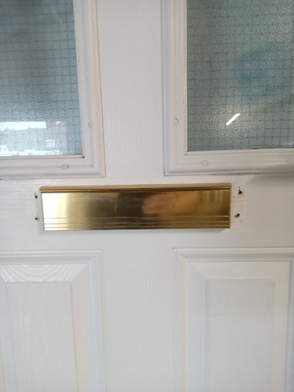 Used White Composite Front Door 905mm x 2075mm 0620 - Image 3