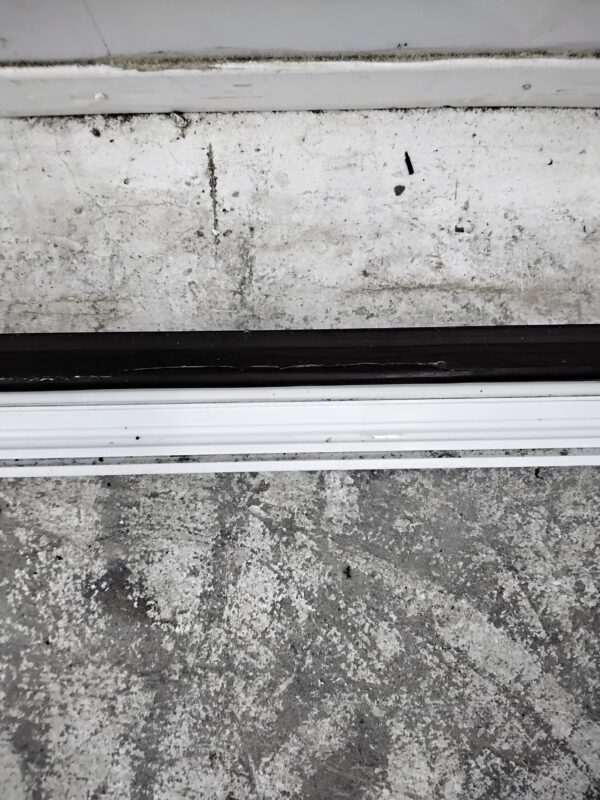 Used Rosewood Upvc Back Door 870mm x 2005mm 0891 - Image 7
