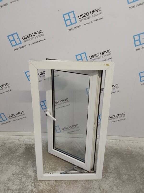 Used White Upvc window 525mm x 955mm W0099 - Image 6
