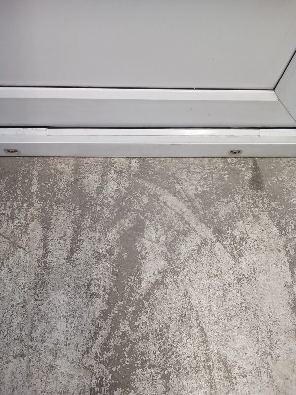 Used White Upvc Back Door And Toplight 855mm x 2395mm 0261 - Image 7