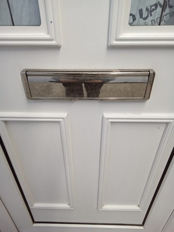 Used White Upvc Front Door 855mm x 2070mm C9D37 - Image 7