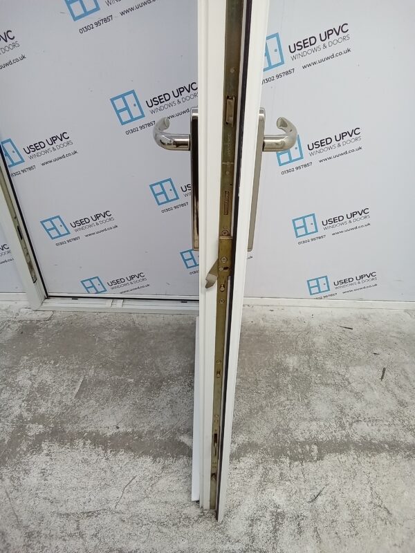 Used White Upvc Front Door 915mm x 2045mm (Reduce To 895mm x 2045mm) 0085 - Image 5