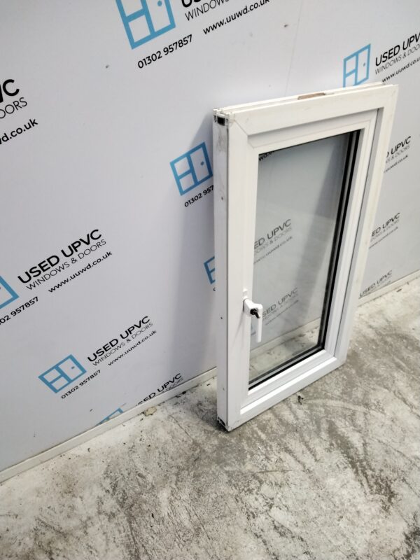 Used White Upvc Window 540mm x 955mm W0072 - Image 4