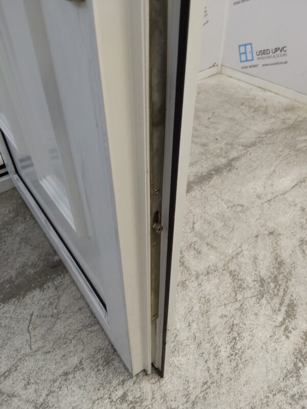 Used White Upvc Front Door 945mm x 2070mm 0261 - Image 7