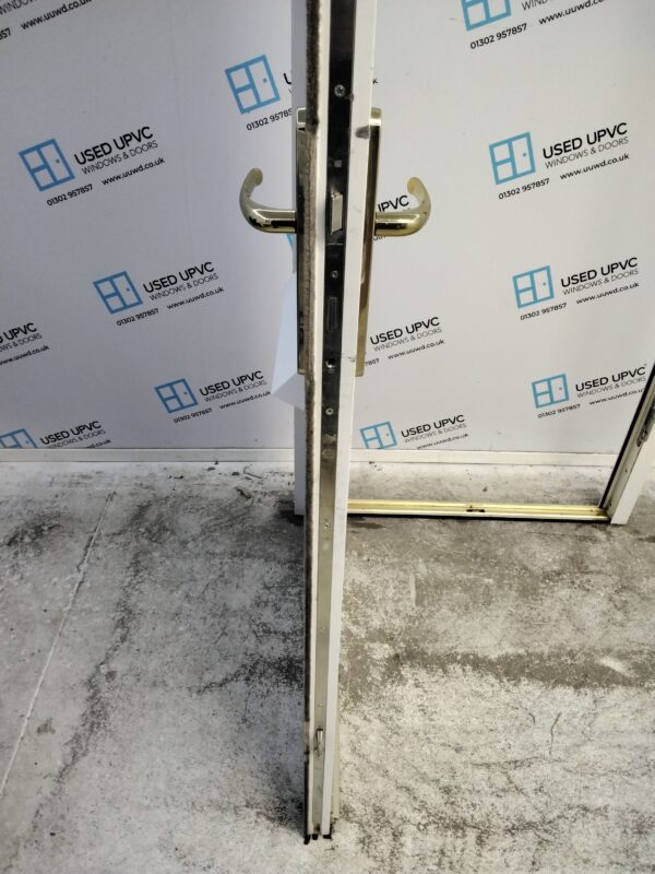 Used White Composite Front Door 905mm x 2025mm C10D05 - Image 4