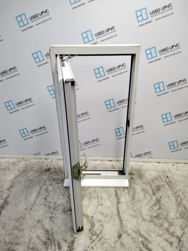 Used White Upvc window 610mm x 1230mm W0207 - Image 3