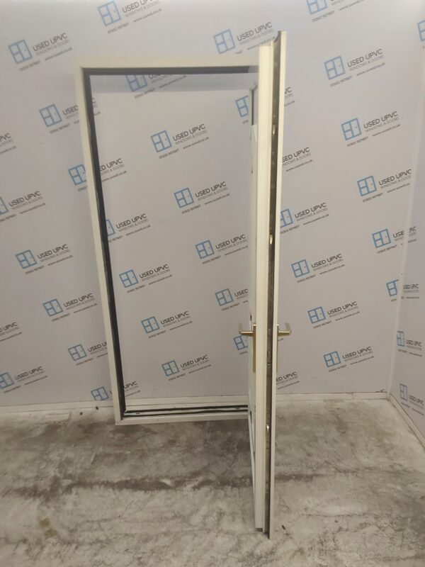 Used White Upvc Front Door 920mm x 2050mm 0598 - Image 3