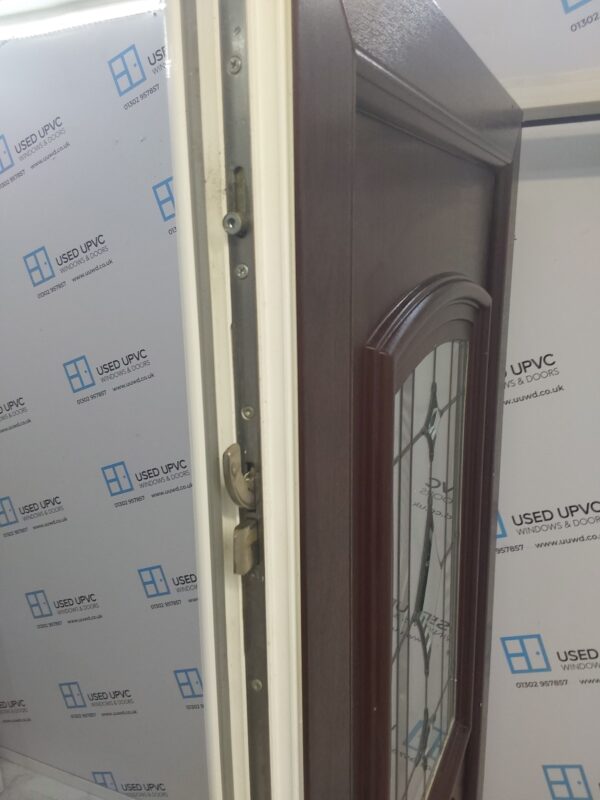 Used Rosewood Upvc Front Door 920mm x 2055mm (reduce to 900mm) 0515 - Image 10