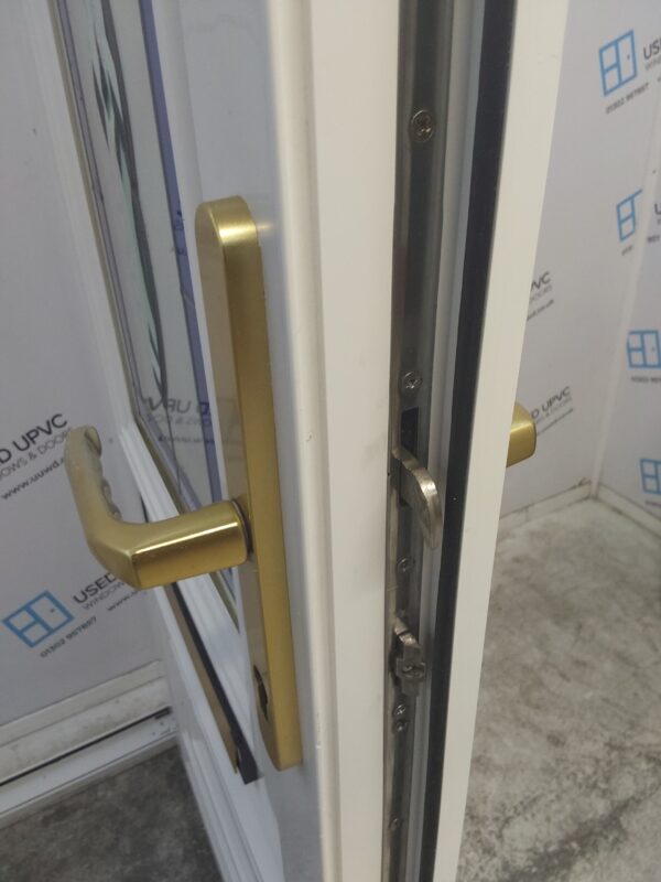 Used White Upvc Front Door 830mm x 2065mm (reduce to 815mm x 2050mm) C10D04 - Image 5