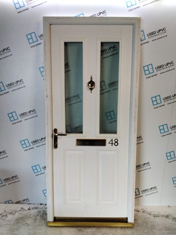 Used White Composite Front Door 905mm x 2060mm C10D22