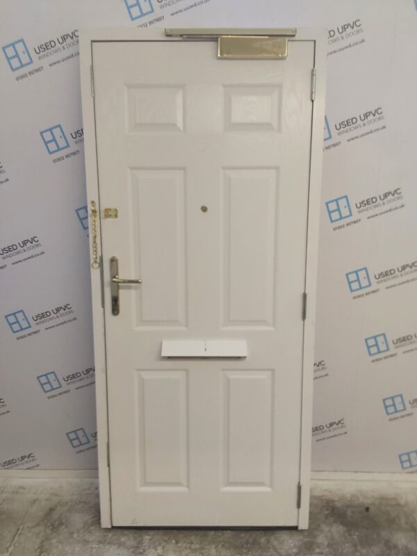 Used White Composite Front Door 900mm x 2030mm C10D23 - Image 2