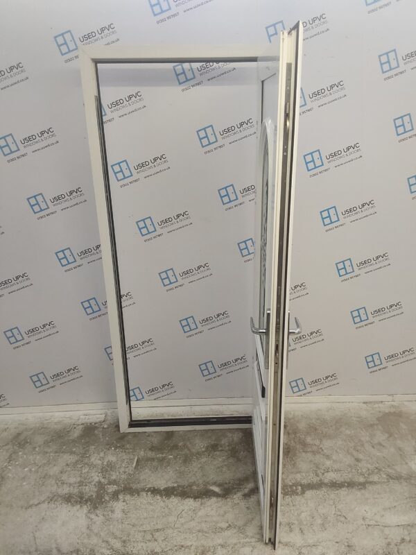 Used White Upvc Front Door 885mm x 2050mm (reduce to 865mm) C9D13 - Image 3