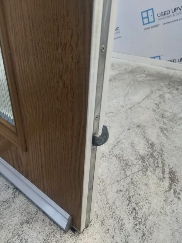 Used Oak Composite Front Door 925mm x 2105mm (reduce to 895mm x 2090mm C10D28 - Image 6