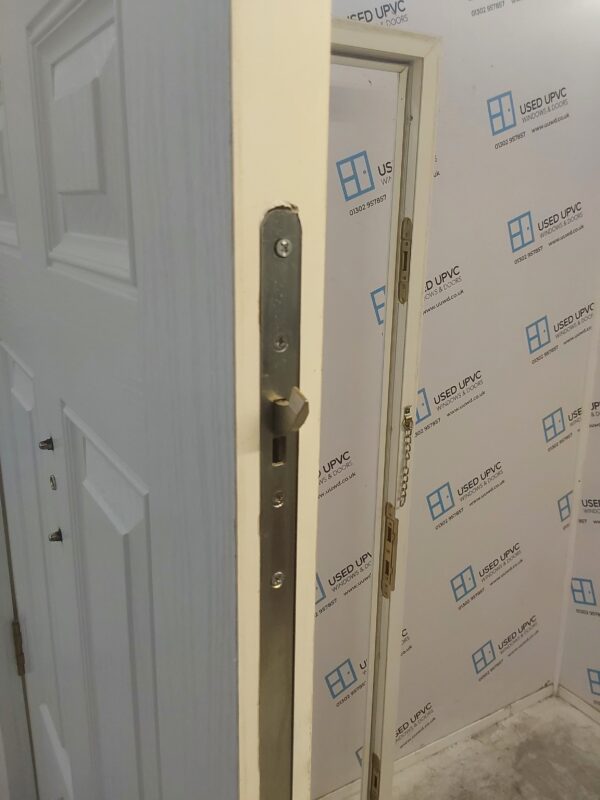 Used White Composite Front Door 905mm x 2075mm C8D49 - Image 6