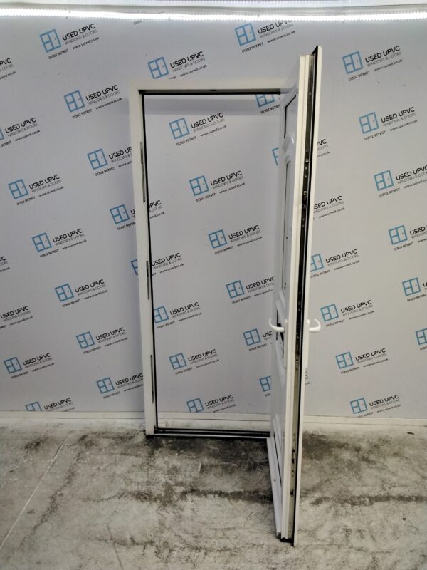 Used White Upvc Front Door 850mm x 2005mm (Reduce To 835mm x 2005mm) C10D30 - Image 3