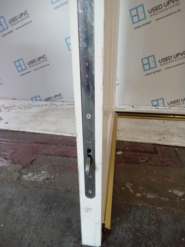 Used White Composite Front Door 910mm x 2065mm C10D39 - Image 8