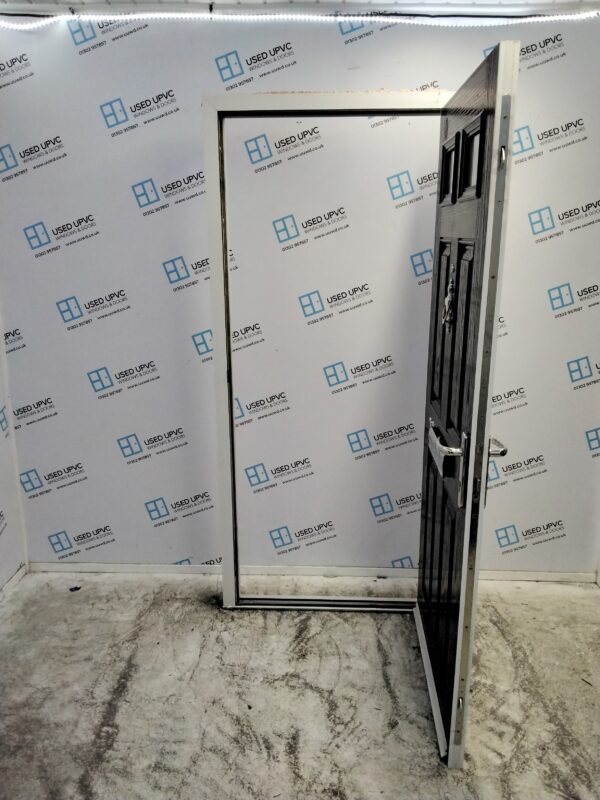 Used Black Composite Front Door 945mm x 2040mm C10D48 - Image 3