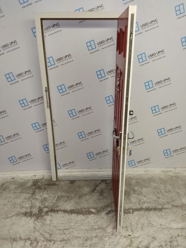 Used Red Composite Front Door 900mm x 1965mm C6022 - Image 3