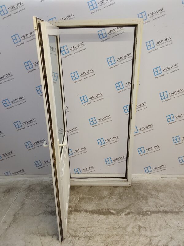 Used White Upvc Back Door 930mm x 2070mm (reduce to 915mm) C10D59 - Image 3