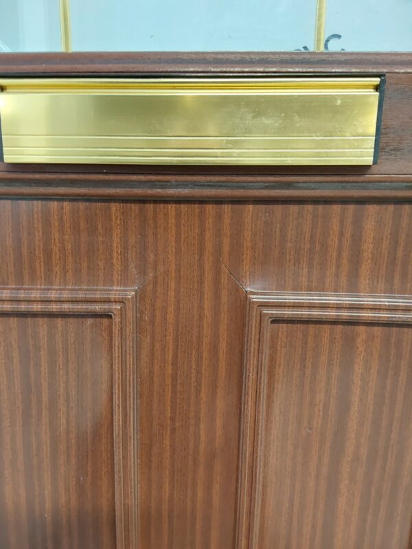 Used Woodgrain Upvc Front Door 915mm x 2035mm C10D58 - Image 4