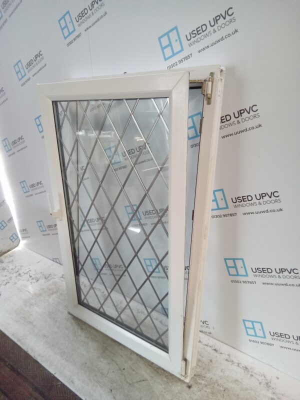 Used White Upvc Tilt And Turn Window 835mm x 1340mm C5032 - Image 5
