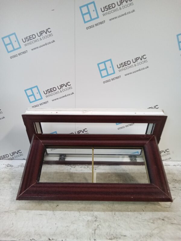 Used Woodgrain Upvc window 785mm x 415mm W0213 - Image 3