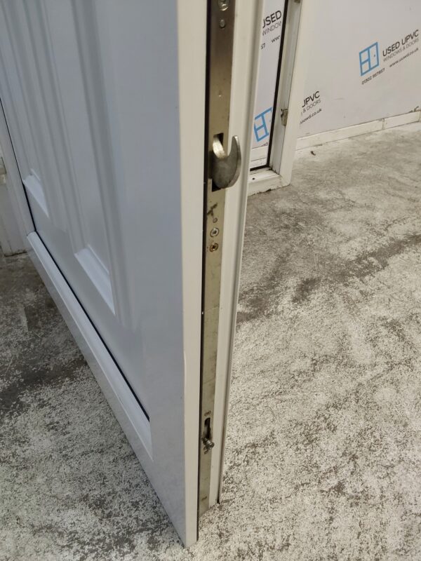 Used White Upvc Front Door 930mm x 2085mm (reduce to 910mm) C3D001 - Image 6