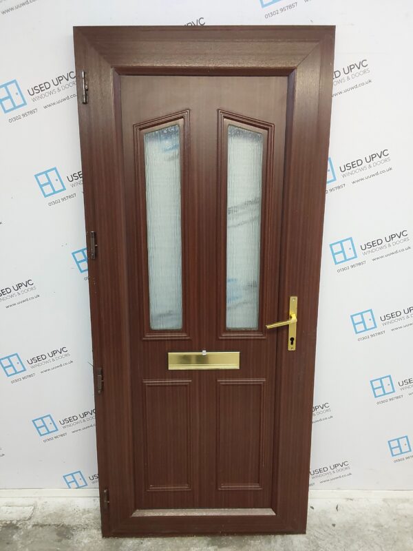 Used Woodgrain Upvc Front Door 890mm x 2025mm C3D007 - Image 2