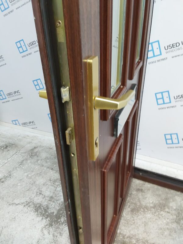 Used Woodgrain Upvc Front Door 890mm x 2025mm C3D007 - Image 9