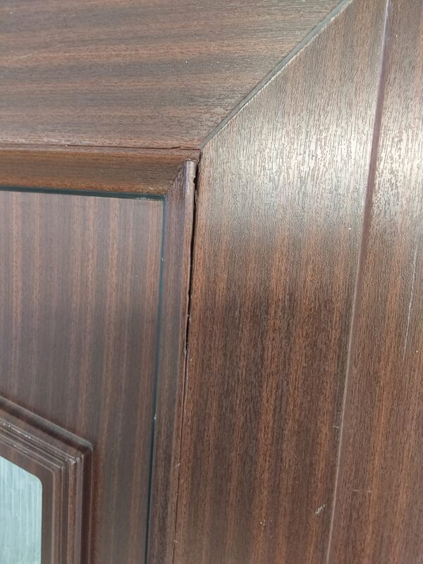 Used Woodgrain Upvc Front Door 890mm x 2025mm C3D007 - Image 4