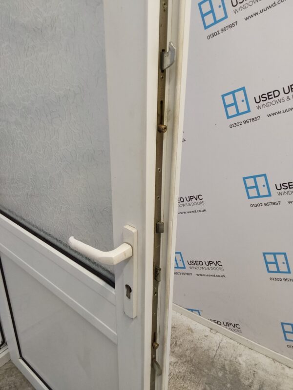 Used White Upvc Back Door 925mm x 2095mm (reduce to 910mm) C3D021 - Image 5