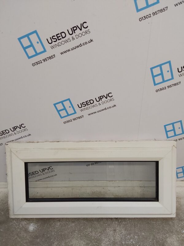 Used White Upvc Window 915mm x 415mm W0193