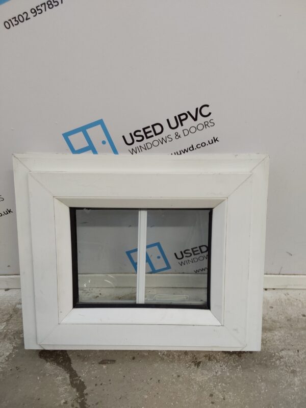 Used White Upvc Window 495mm x 415mm W0204