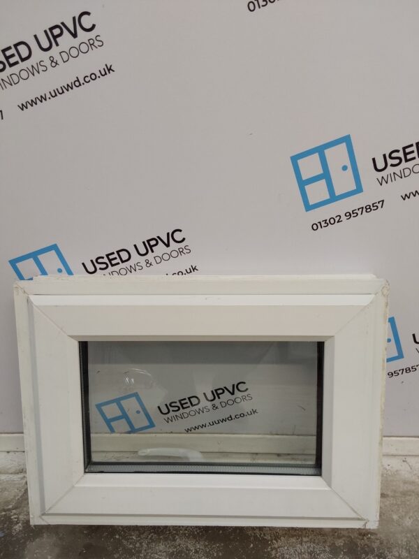 Used White Upvc Window 590mm x 420mm W0248