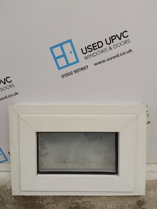 Used White Upvc Window 560mm x 385mm W0250