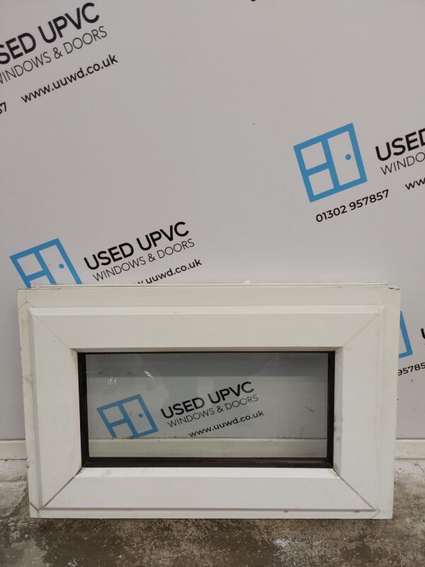 Used White Upvc Window 610mm x 390mm W0255
