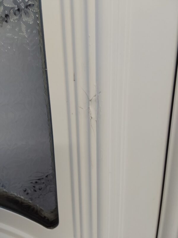 Used White Upvc Front Door 925mm x 2025mm (reduce to 900mm) 0777 - Image 7