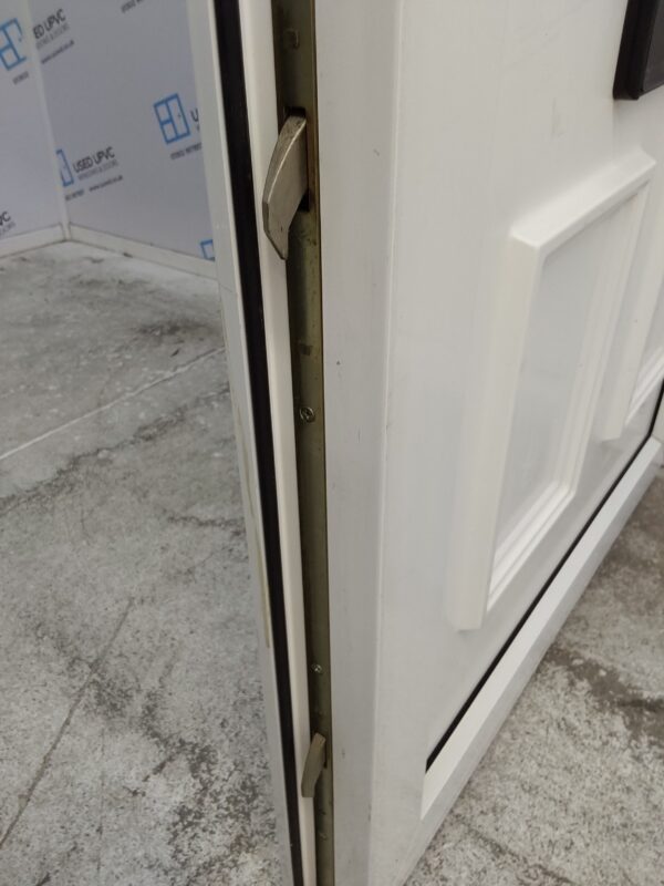 Used White Upvc Front Door 920mm x 2040mm (reduce to 900mm) C3D042 - Image 7