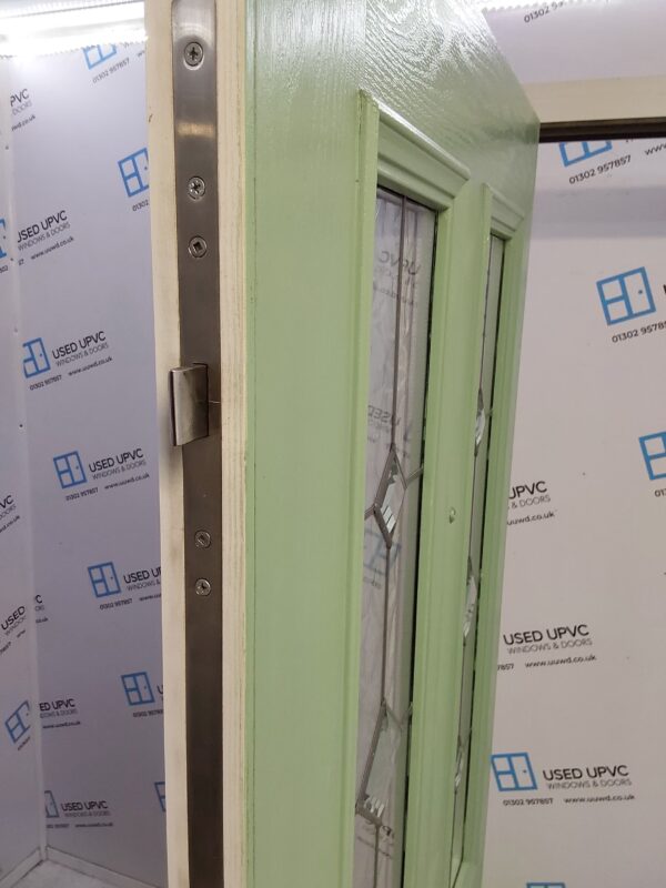 Used Chartwell Green Composite Front Door 950mm x 2090mm 0625 - Image 8