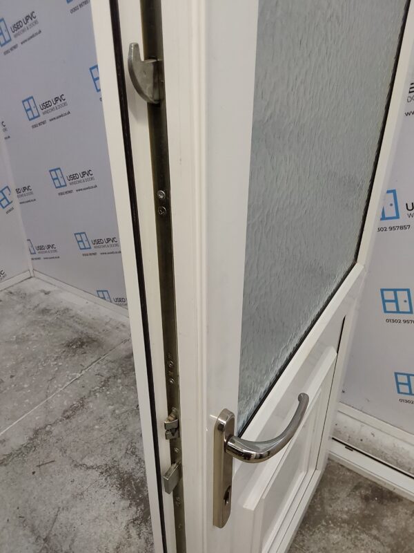 Used White Upvc Back Door 920mm x 2055mm (reduce to 905mm) C8D76 - Image 5