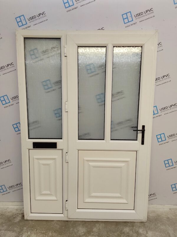 Used White Upvc Front Door And Side Panel 1380mm x 2030mm DS0008 - Image 2
