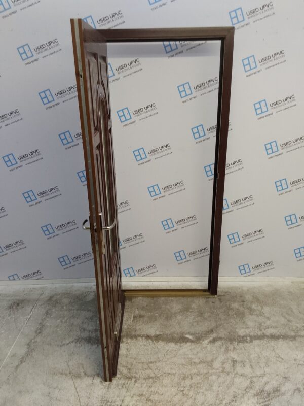 Used Rosewood Composite Front Door 930mm x 2035mm (reduce to 900mm) 0346 - Image 3