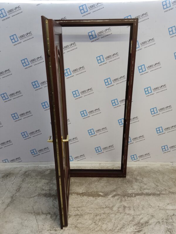Used Woodgrain Upvc Front Door 930mm x 2080mm (reduce to 910mm) 0610 - Image 3