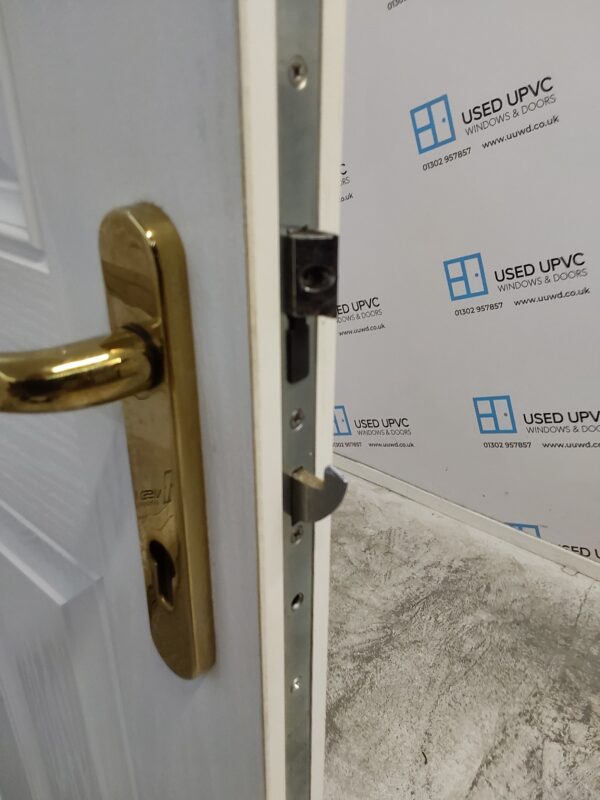 Used White Composite Front Door 900mm x 2065mm 0494 - Image 6