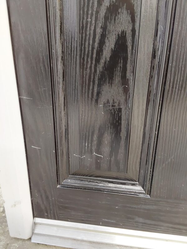Used Black Composite Front Door 840mm x 1985mm 0450 - Image 4