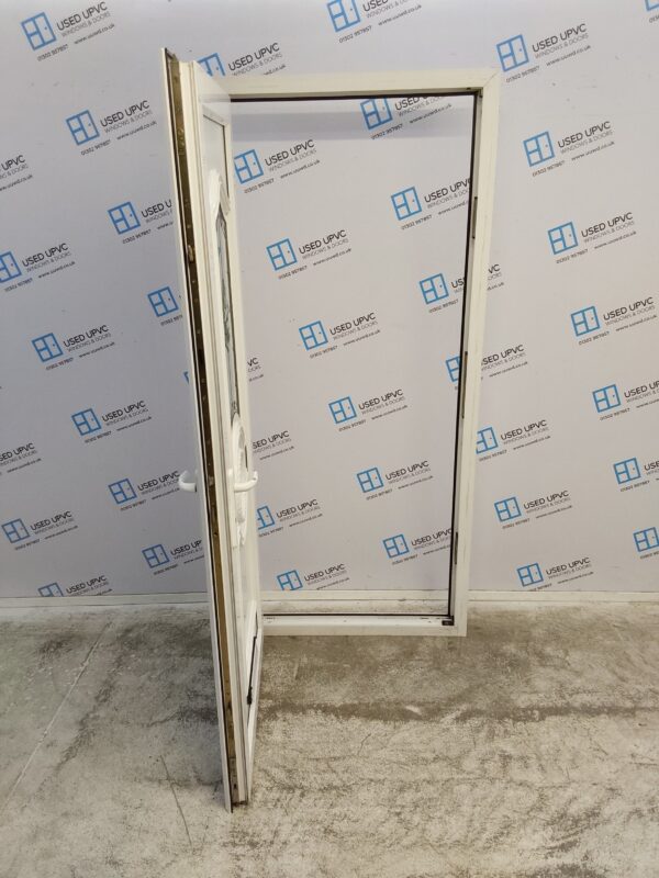 Used White Upvc Front Door 920mm x 2045mm 0462 - Image 3