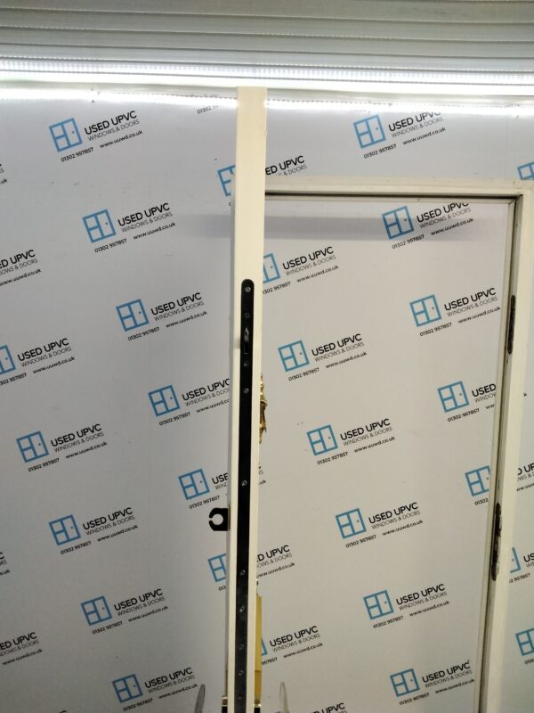Used White Composite Front Door 890mm x 2050mm 0134 - Image 4