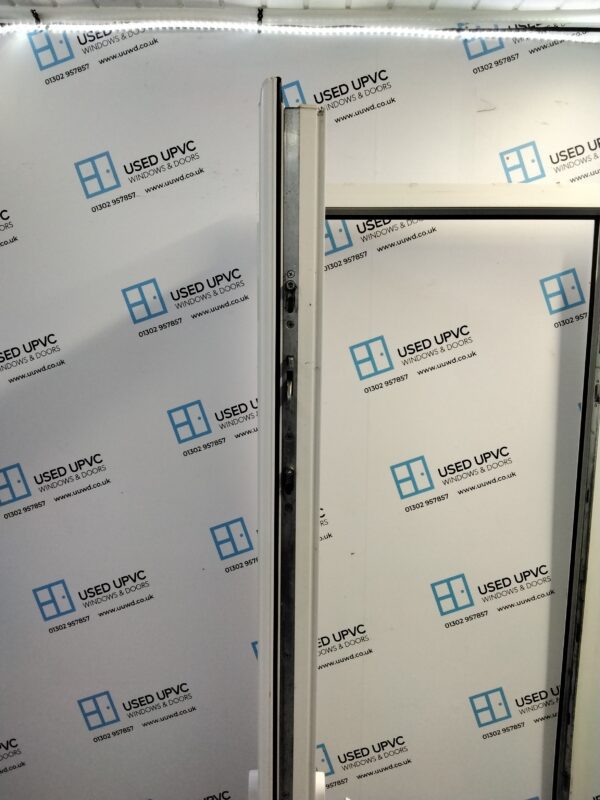 Used White Upvc Back Door 830mm x 1985mm (Reduce To 810mm x 1985mm) 0166 - Image 4